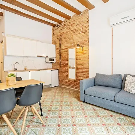 Flateli Borrell Apartment