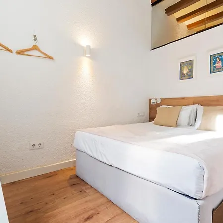 Flateli Borrell Barcelona