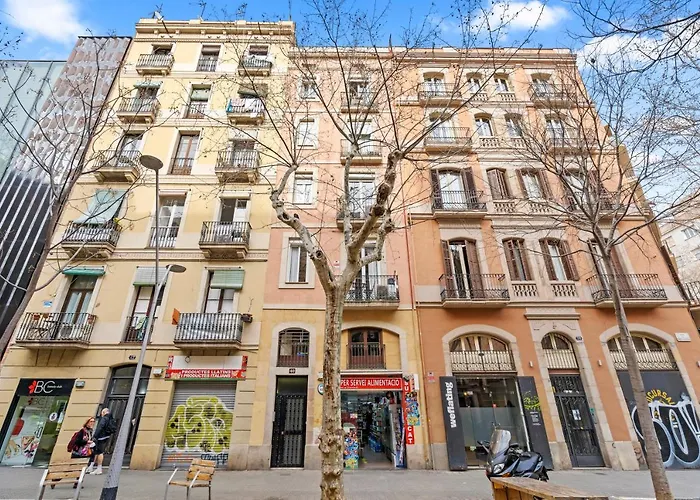 Flateli Borrell Apartment